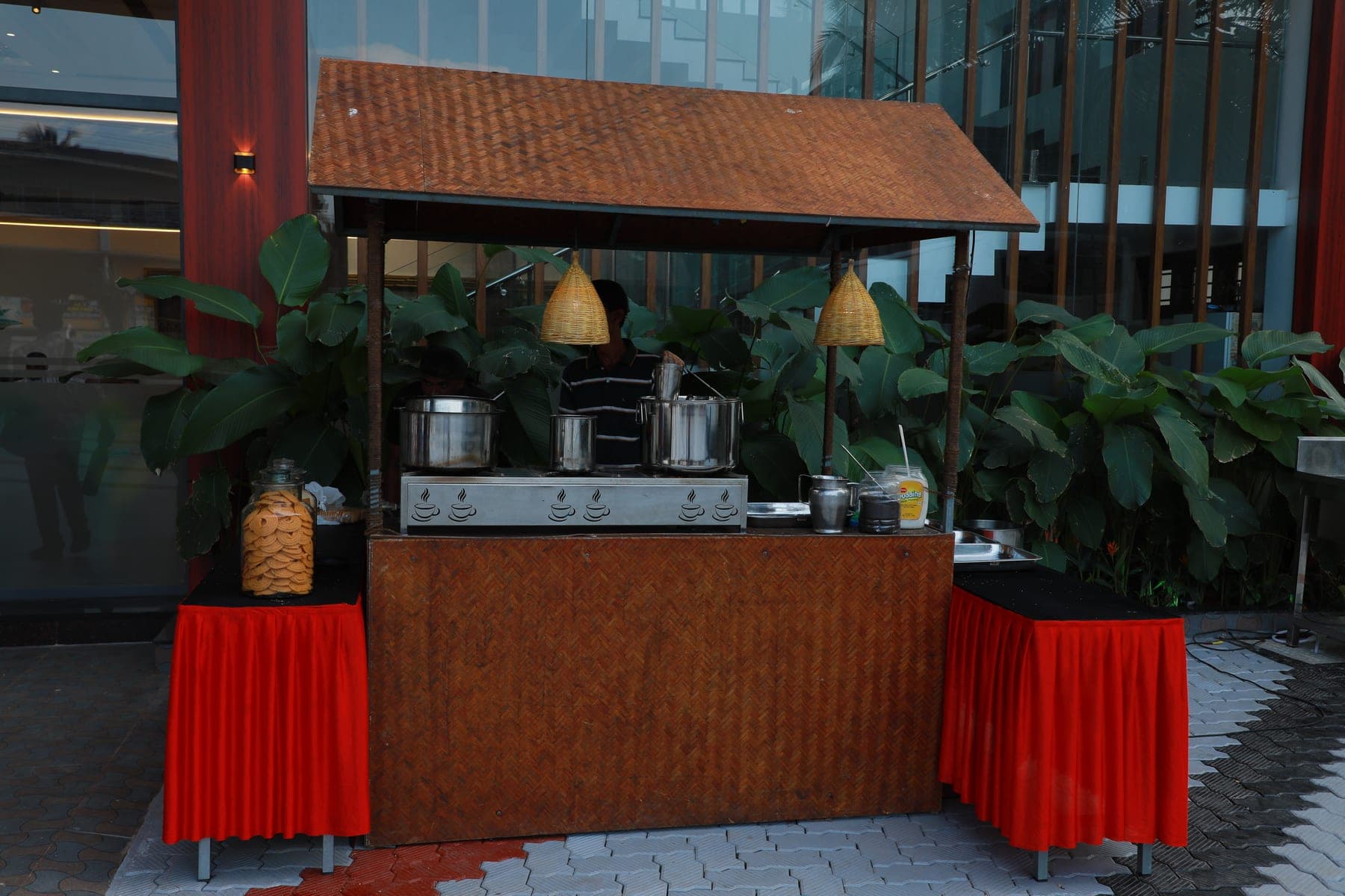 Outside buffet